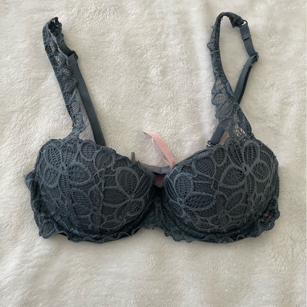 Victoria's Secret 32B Slate Blue Floral Lace Bra